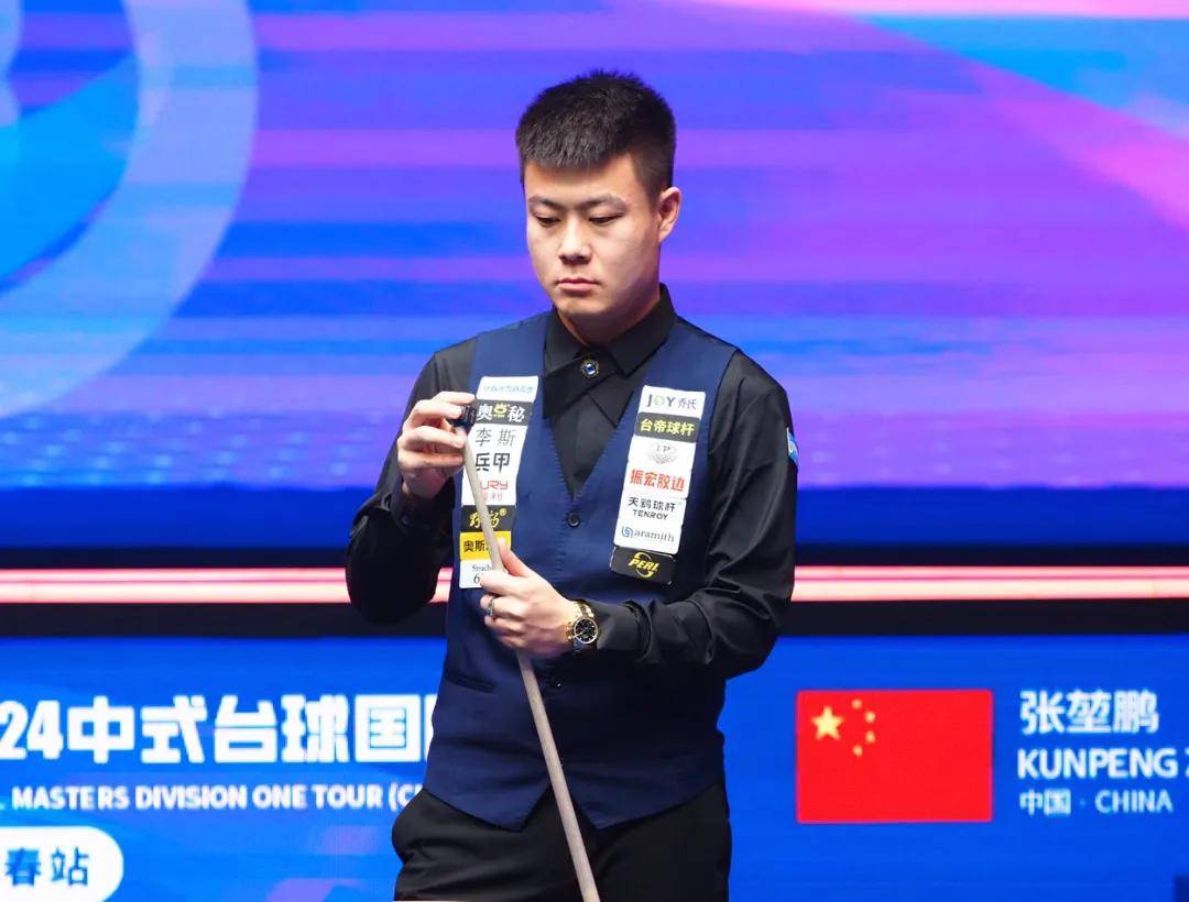 家具摆放的 家具摆放的