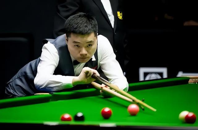 着队内激烈 着队内激烈